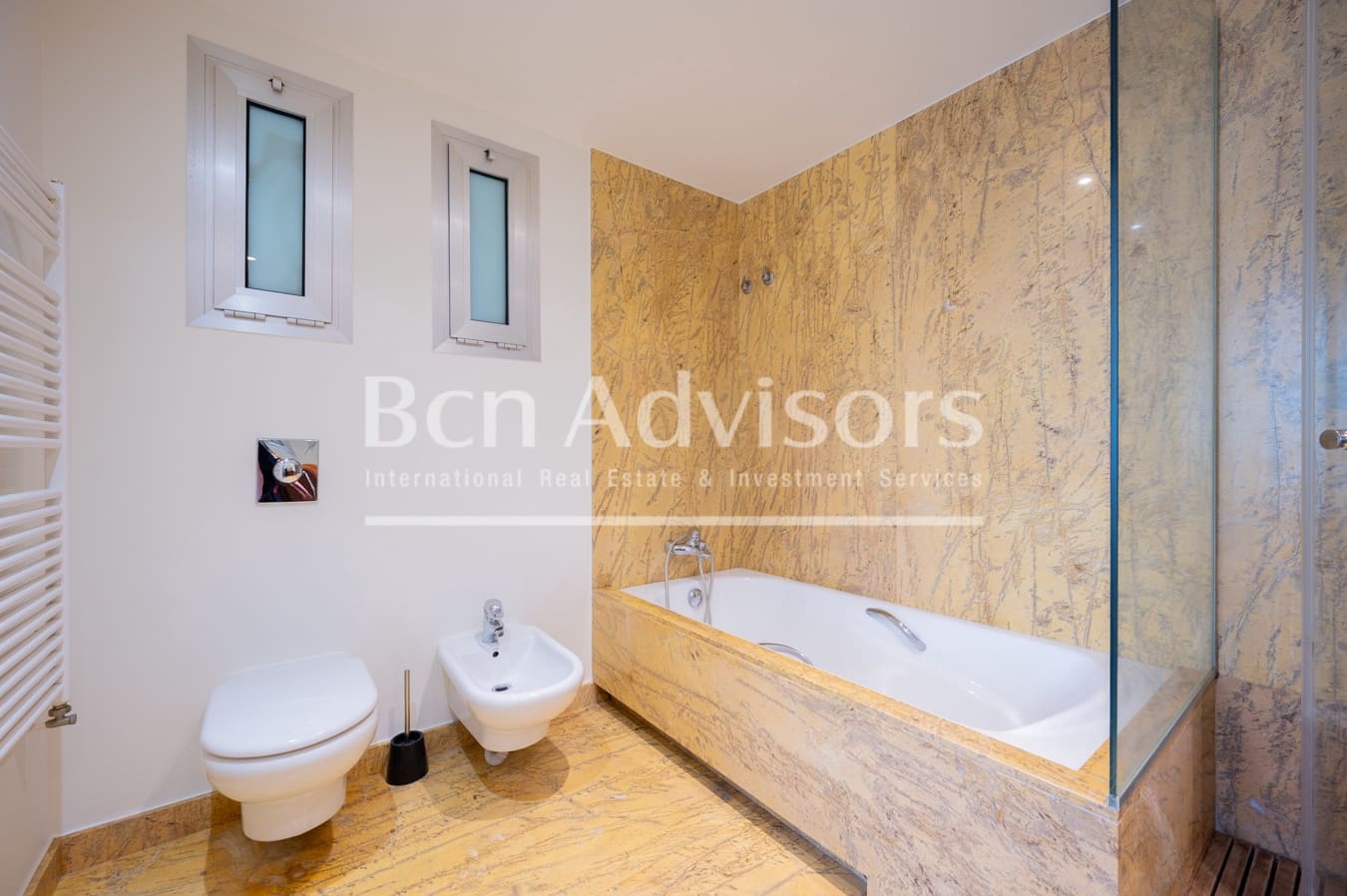 6 soveværelse Villa til salg i Barcelona by med swimmingpool garage - € 1.895.000 (Ref: 9097554)