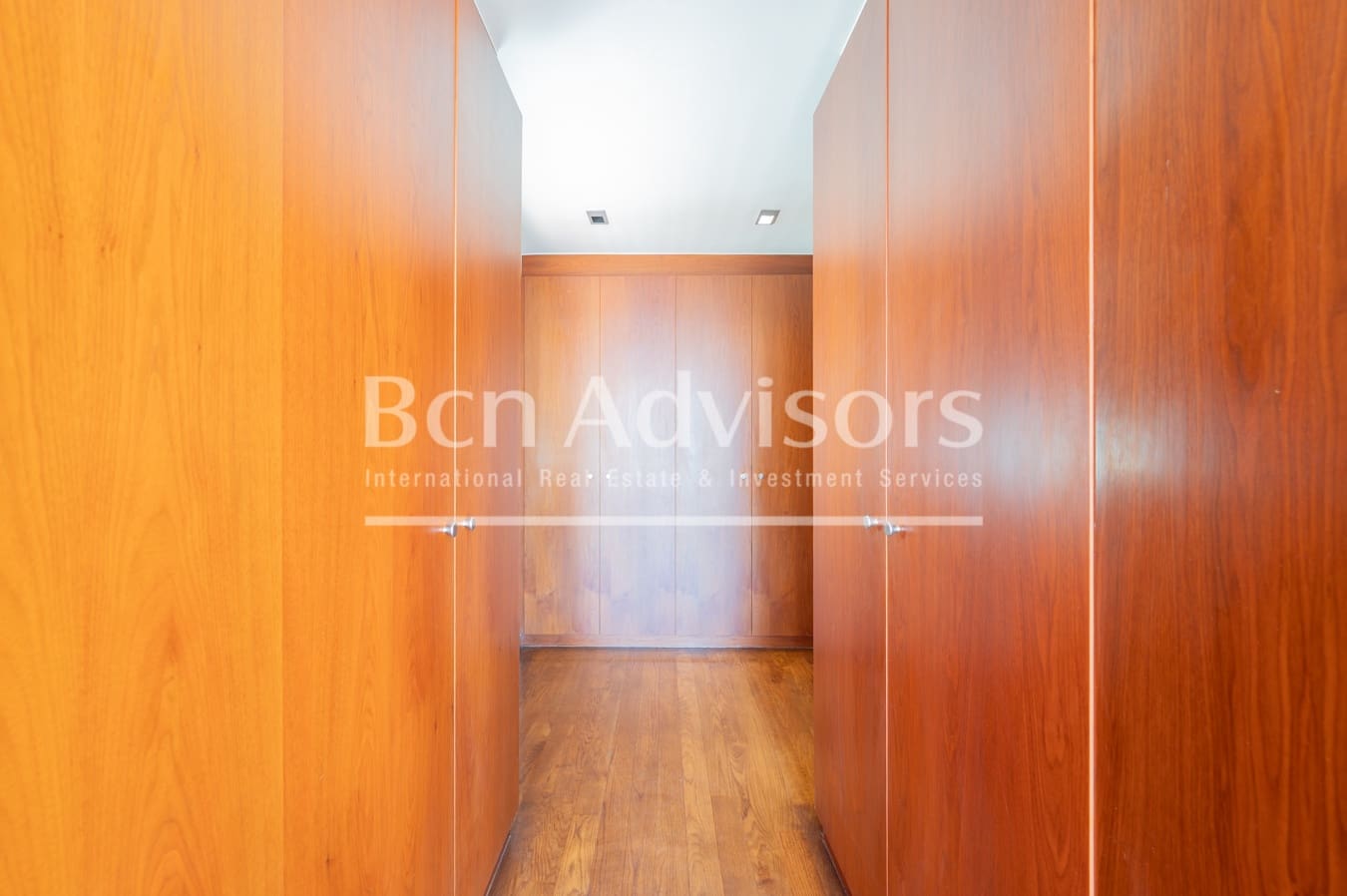 6 soveværelse Villa til salg i Barcelona by med swimmingpool garage - € 1.895.000 (Ref: 9097554)