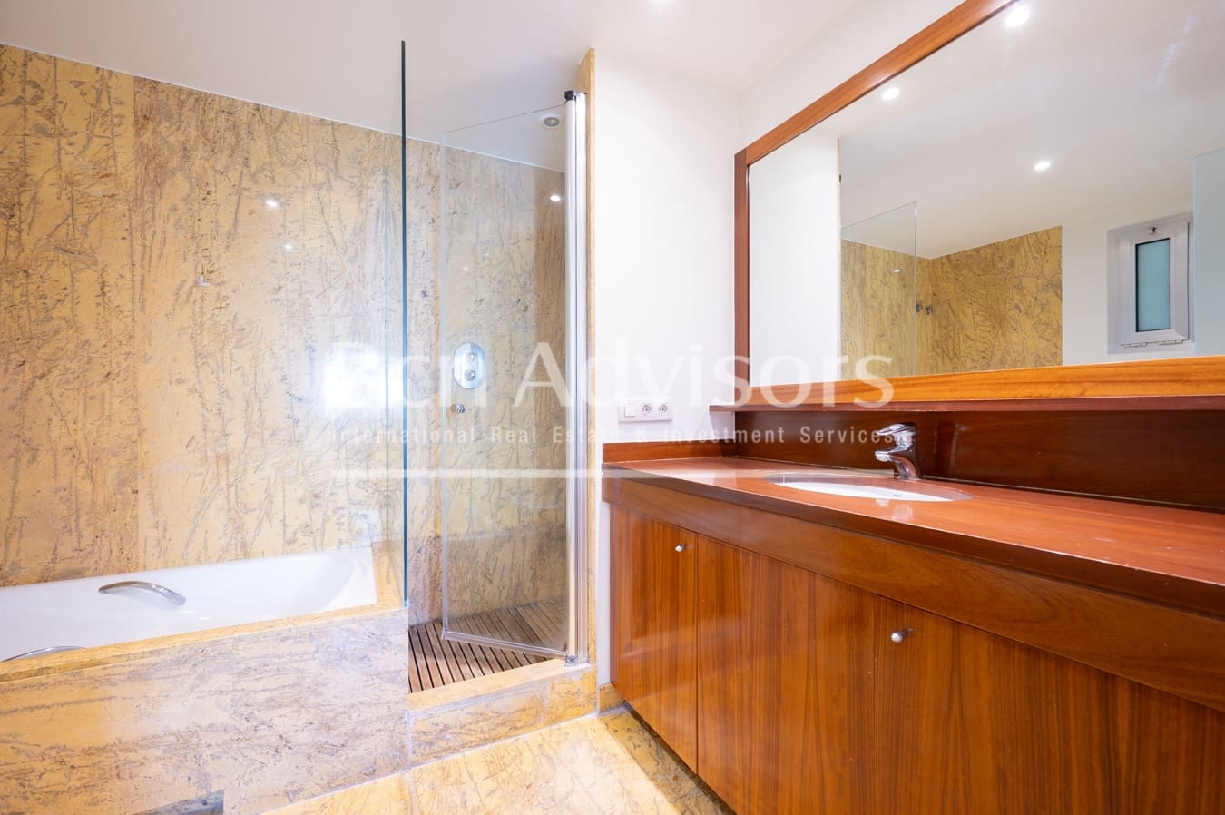 6 soveværelse Villa til salg i Barcelona by med swimmingpool garage - € 1.895.000 (Ref: 9097554)