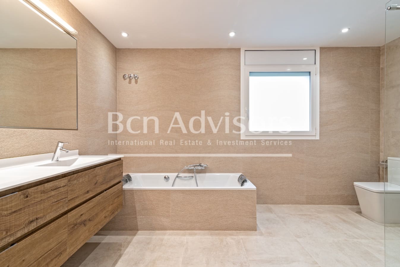 6 slaapkamer Villa te koop in Sant Just Desvern met zwembad - € 4.500.000 (Ref: 9104480)