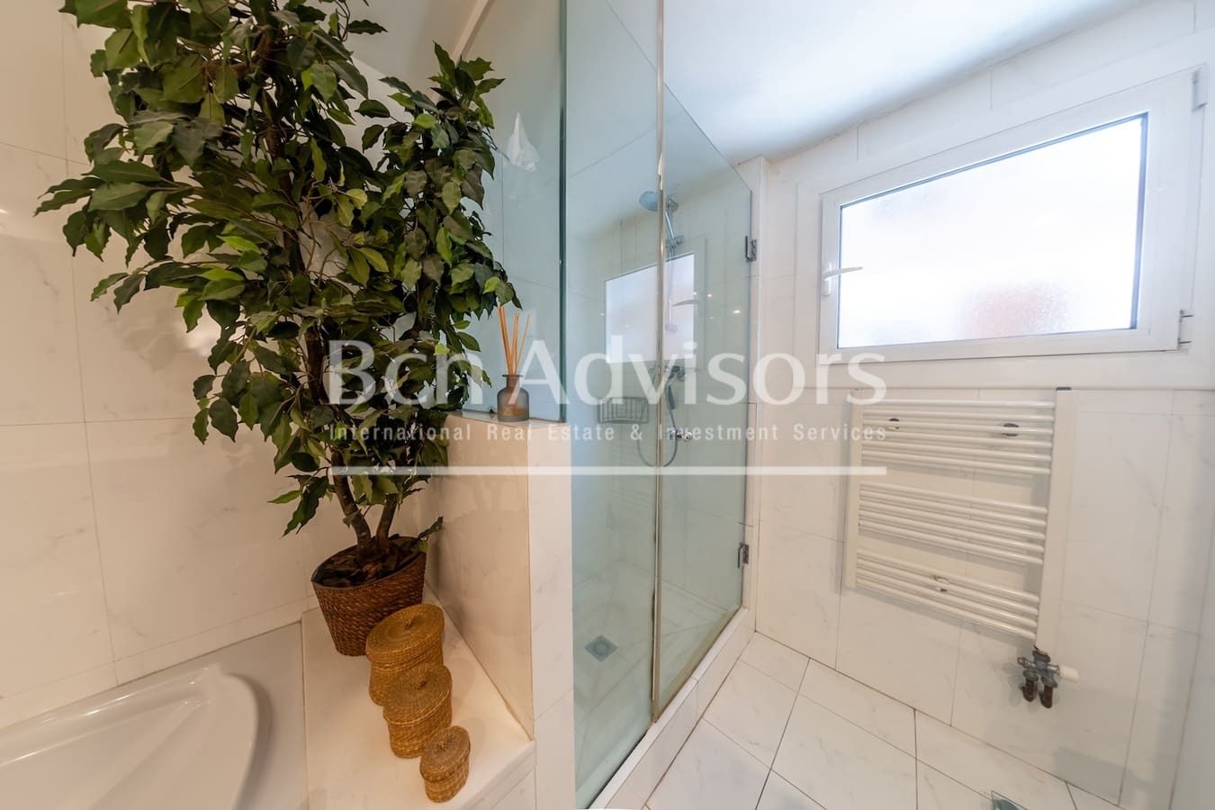 4 sypialnia Apartament na sprzedaż w Miasto Barcelona - 1 100 000 € (Ref: 9115974)