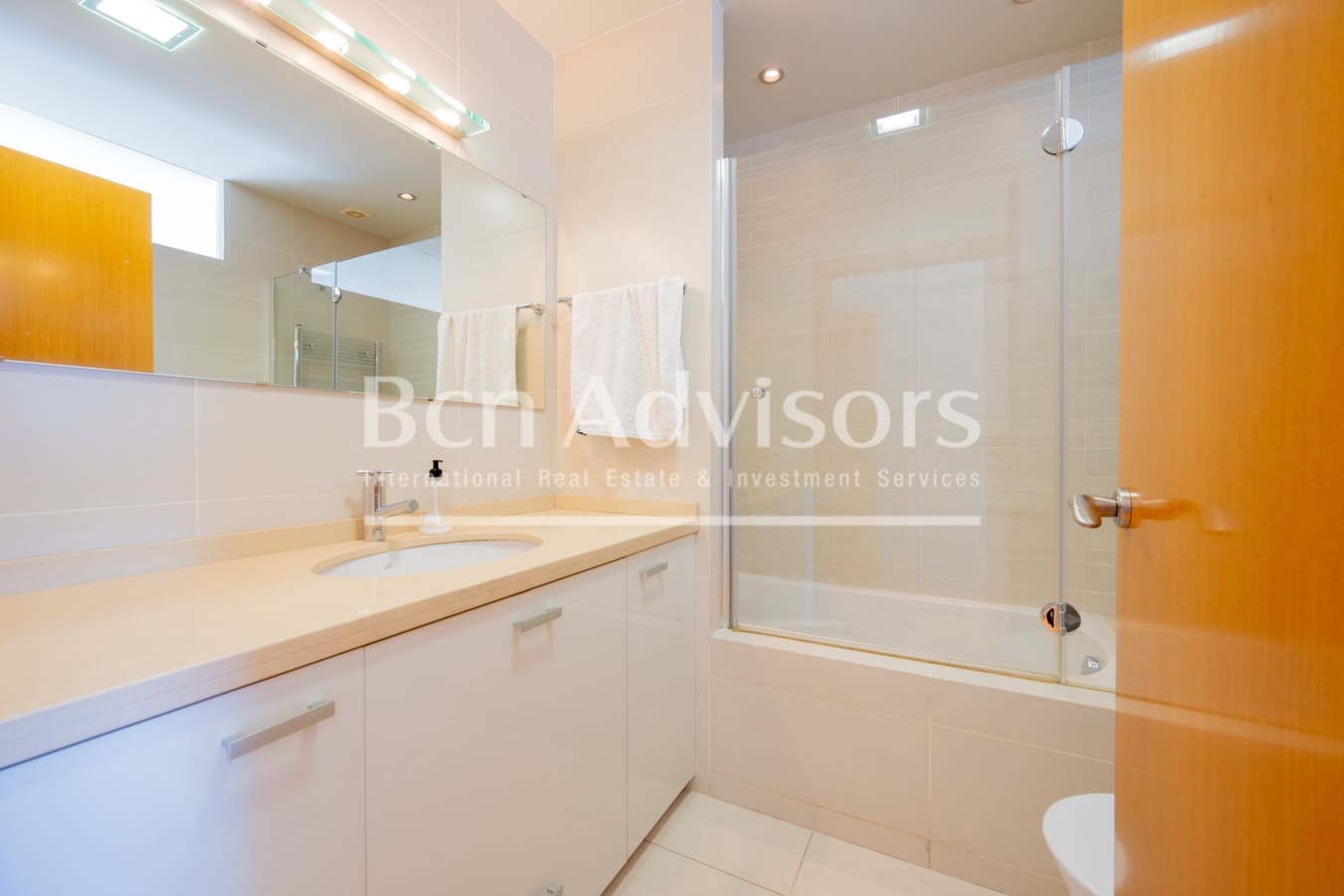 3 soveværelse Penthouse til salg i Barcelona by med garage - € 1.900.000 (Ref: 9128149)