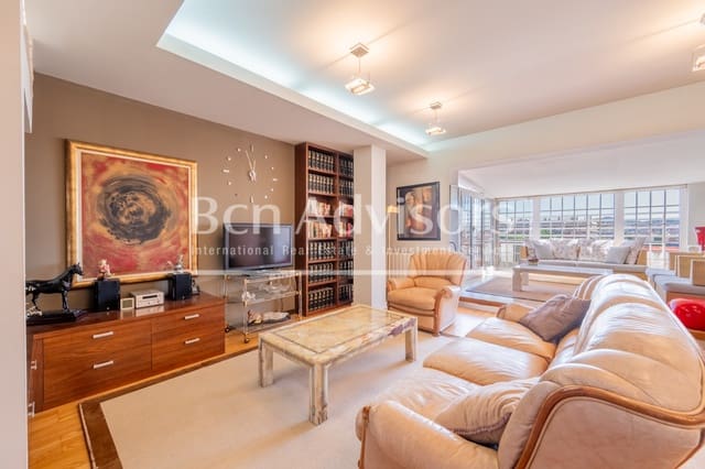 3 bedroom Penthouse for sale in Sarrià, Barcelona city with garage - € 1,900,000 (Ref: 9128149)
