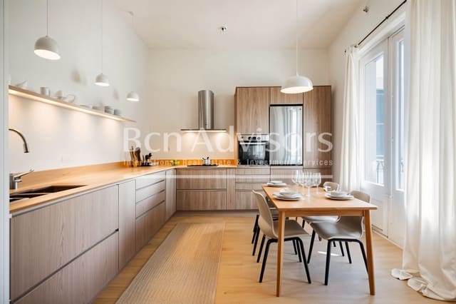 2 bedroom Apartment for sale in El Barri Gòtic, Barcelona city - € 780,000 (Ref: 9129614)