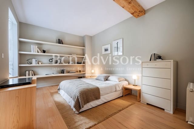2 bedroom Apartment for sale in El Barri Gòtic, Barcelona city - € 780,000 (Ref: 9129614)