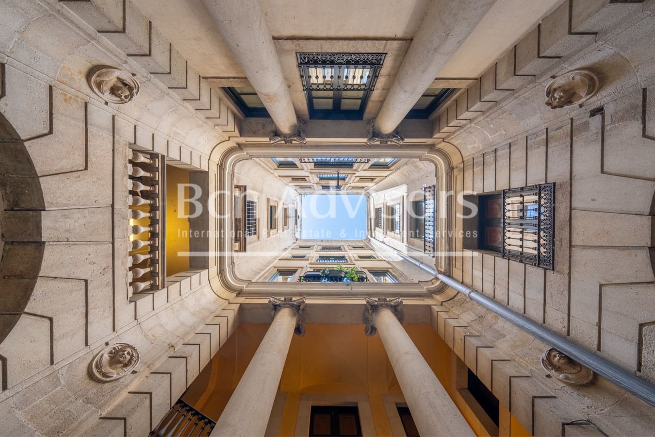 2 soveværelse Lejlighed til salg i Barcelona by - € 780.000 (Ref: 9129614)