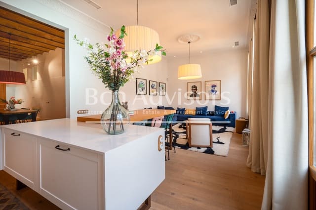 3 bedroom Apartment for sale in El Raval, Barcelona city - € 1,395,000 (Ref: 9145378)
