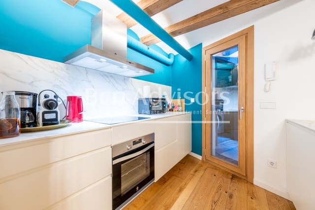 3 soveværelse Lejlighed til salg i Sant Antoni, Barcelona by - € 799.000 (Ref: 9153821)