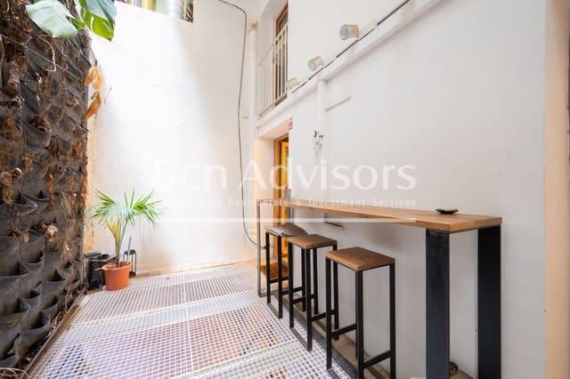 3 soveværelse Lejlighed til salg i Sant Antoni, Barcelona by - € 799.000 (Ref: 9153821)