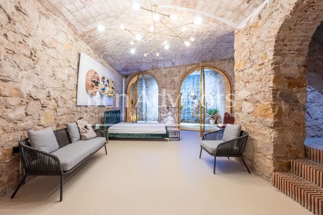 3 soveværelse Lejlighed til salg i Sant Antoni, Barcelona by - € 799.000 (Ref: 9153821)