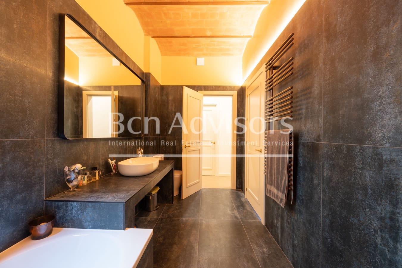 3 soveværelse Lejlighed til salg i Barcelona by - € 1.330.000 (Ref: 9153823)