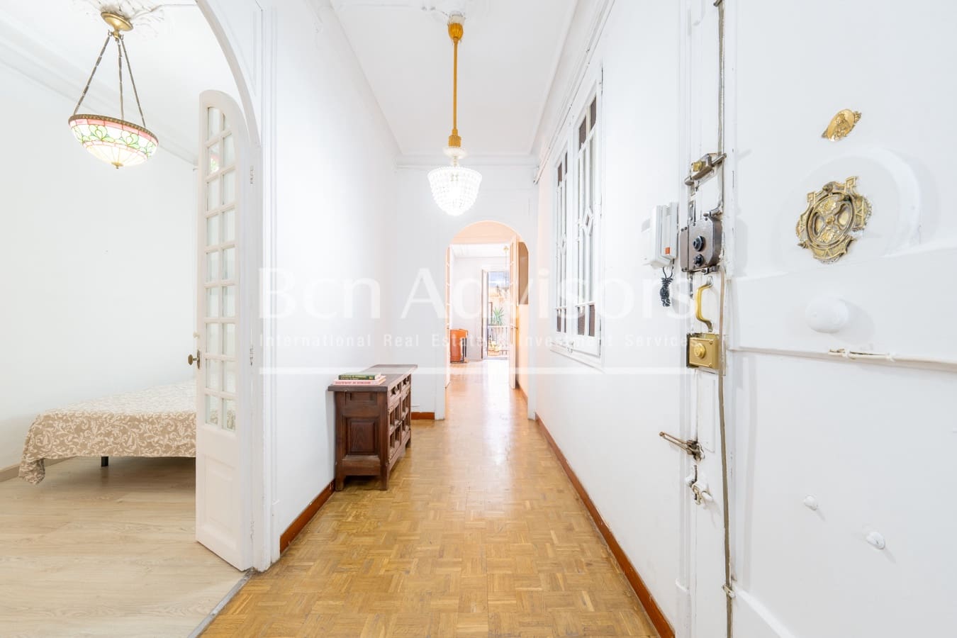 5 slaapkamer Appartement te koop in Barcelona stad - € 830.000 (Ref: 9159340)