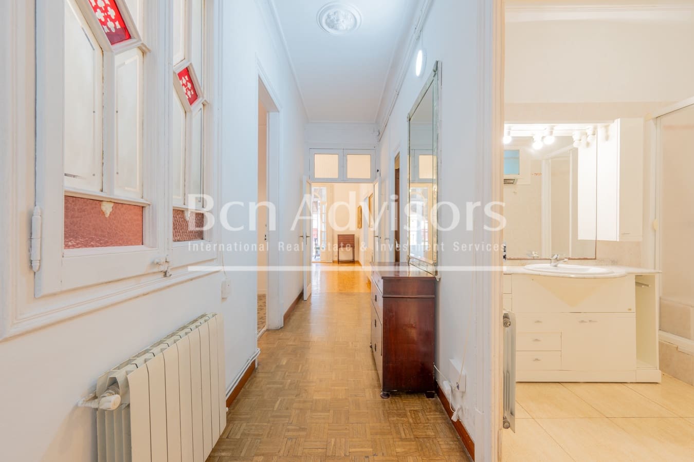 5 slaapkamer Appartement te koop in Barcelona stad - € 830.000 (Ref: 9159340)