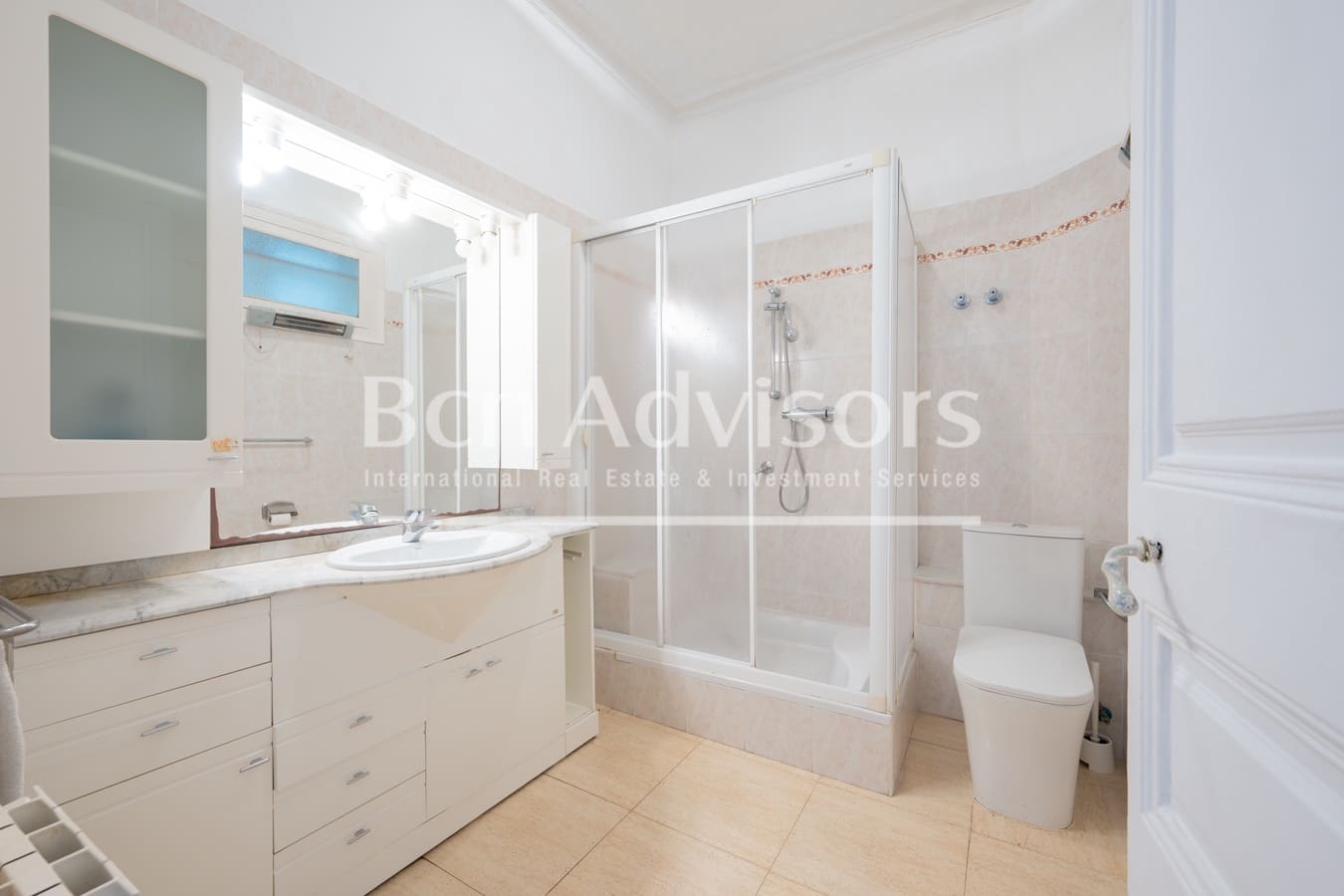 5 slaapkamer Appartement te koop in Barcelona stad - € 830.000 (Ref: 9159340)