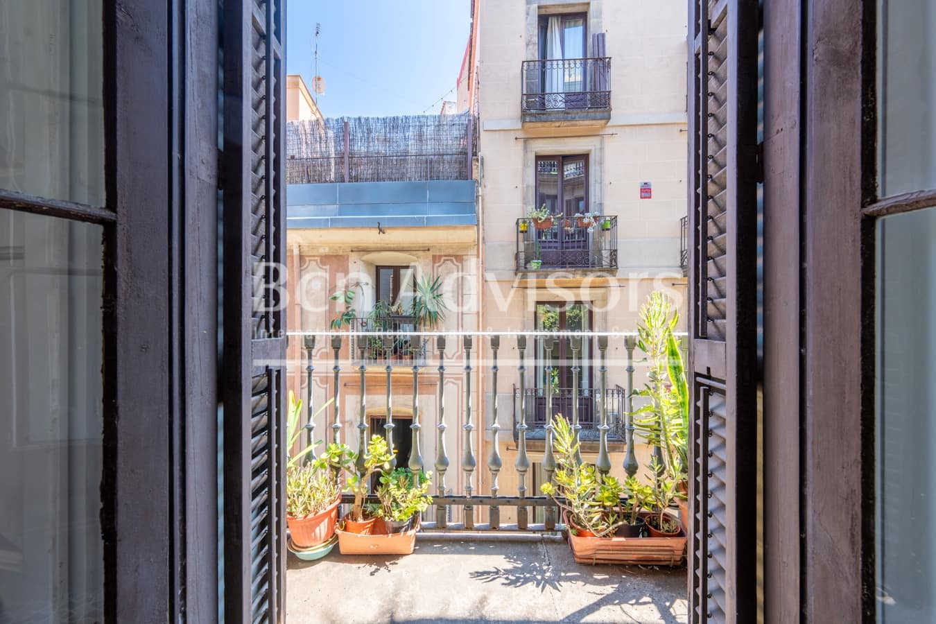5 slaapkamer Appartement te koop in Barcelona stad - € 830.000 (Ref: 9159340)
