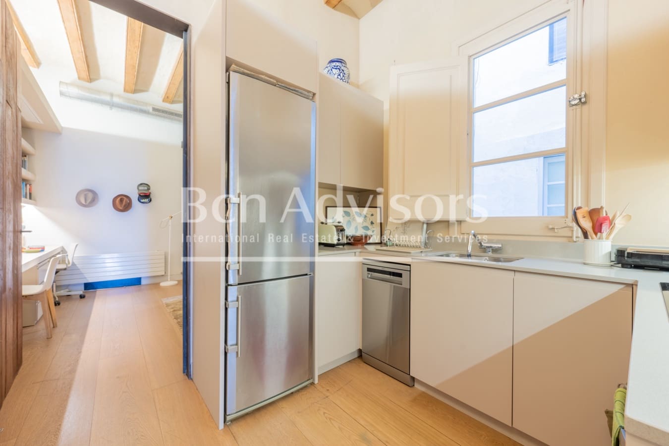 2 soveværelse Lejlighed til salg i Barcelona by - € 595.000 (Ref: 9160901)