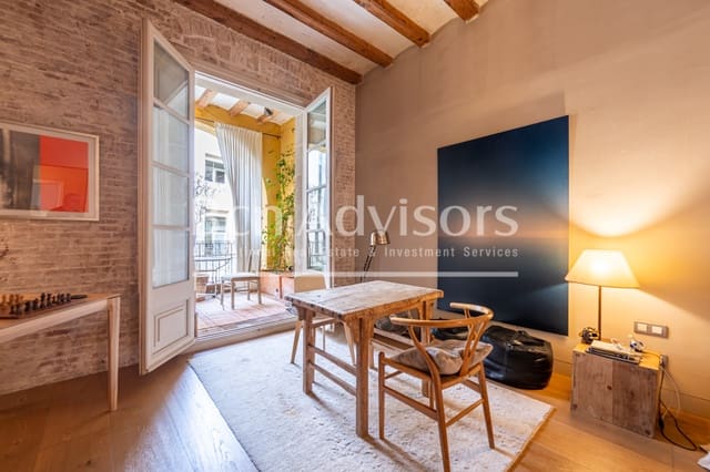 2 makuuhuone Huoneisto myytävänä paikassa El Raval, Barcelona kaupunki - 595 000 € (Ref: 9160901)