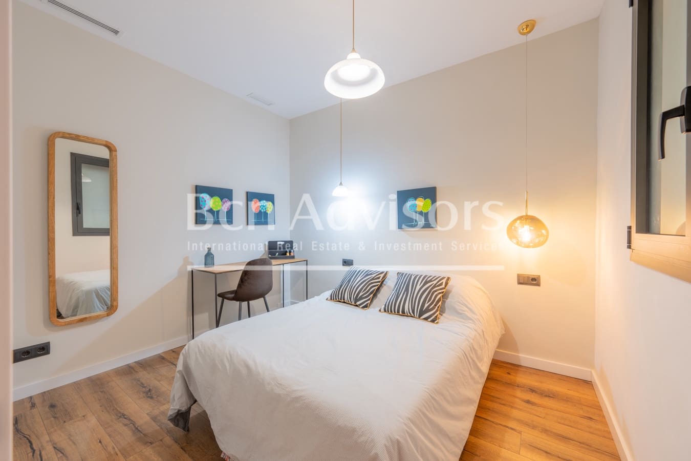 2 soveværelse Lejlighed til salg i Barcelona by - € 670.000 (Ref: 9160903)