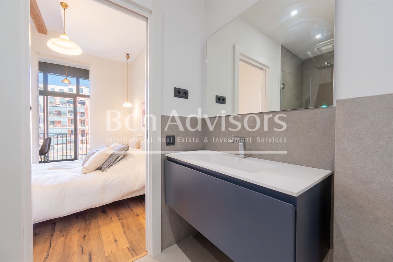 2 soveværelse Lejlighed til salg i Barcelona by - € 670.000 (Ref: 9160903)