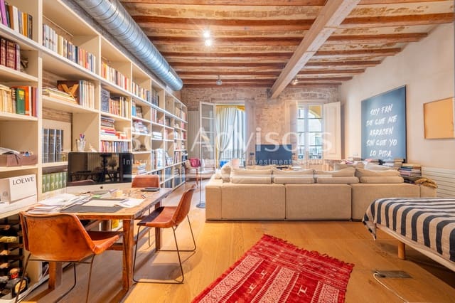 2 makuuhuone Huoneisto myytävänä paikassa El Raval, Barcelona kaupunki - 500 000 € (Ref: 9160904)
