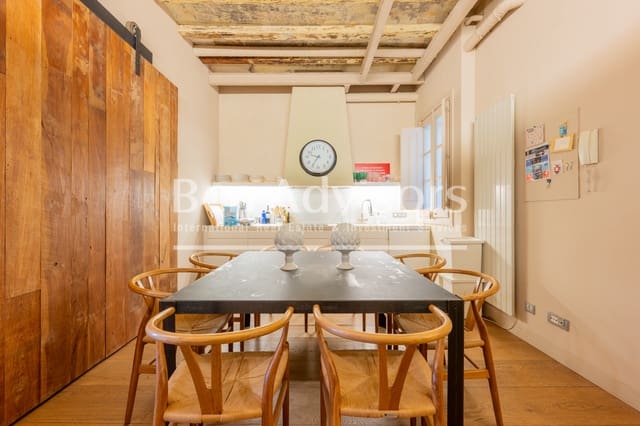 2 bedroom Apartment for sale in El Raval, Barcelona city - € 925,000 (Ref: 9160904)