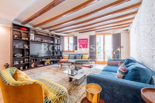 3 bedroom Apartment for sale in El Barri Gòtic, Barcelona city - € 595,000 (Ref: 9180913)