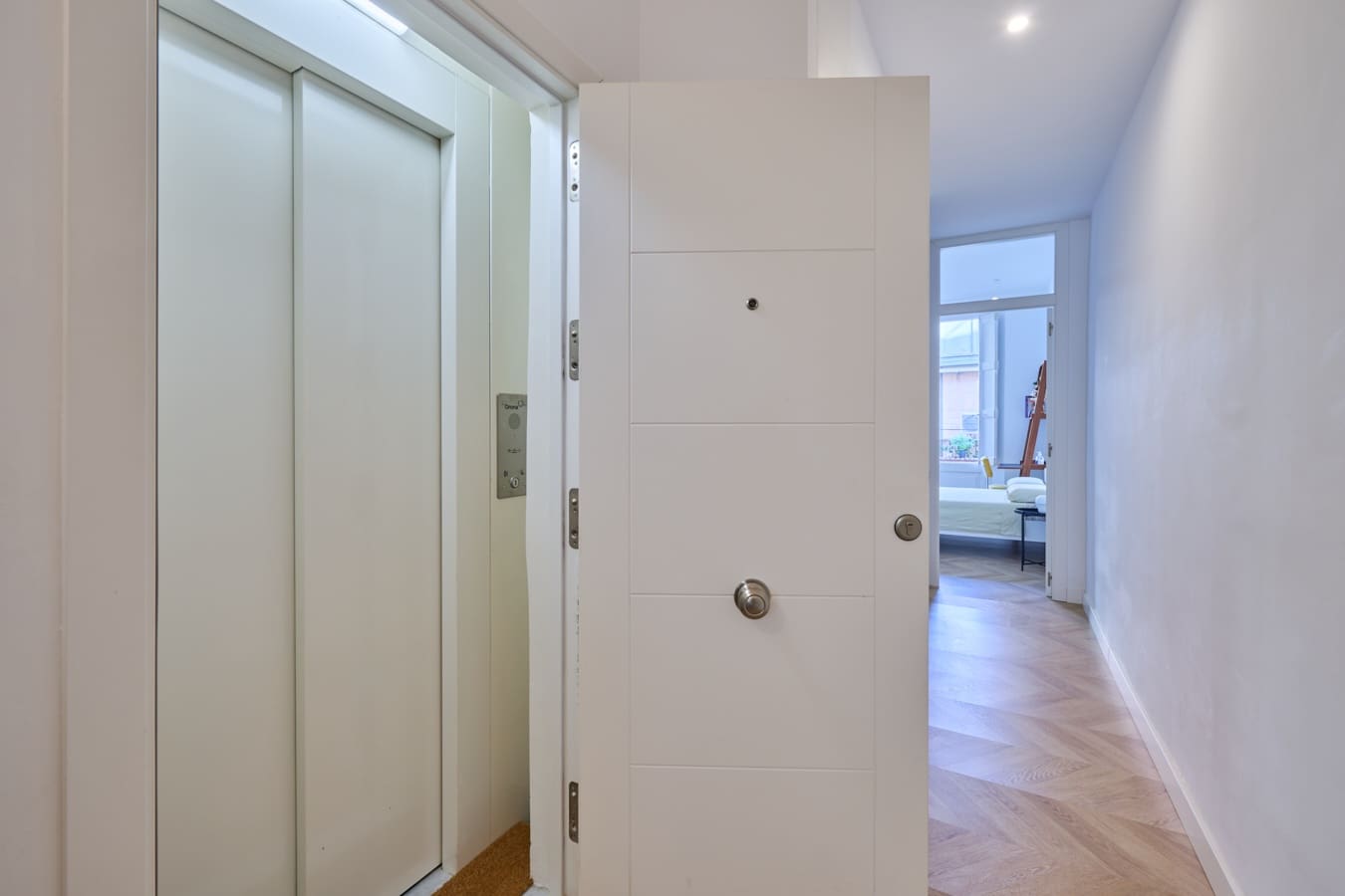 2 soveværelse Lejlighed til salg i Barcelona by - € 570.000 (Ref: 9200376)