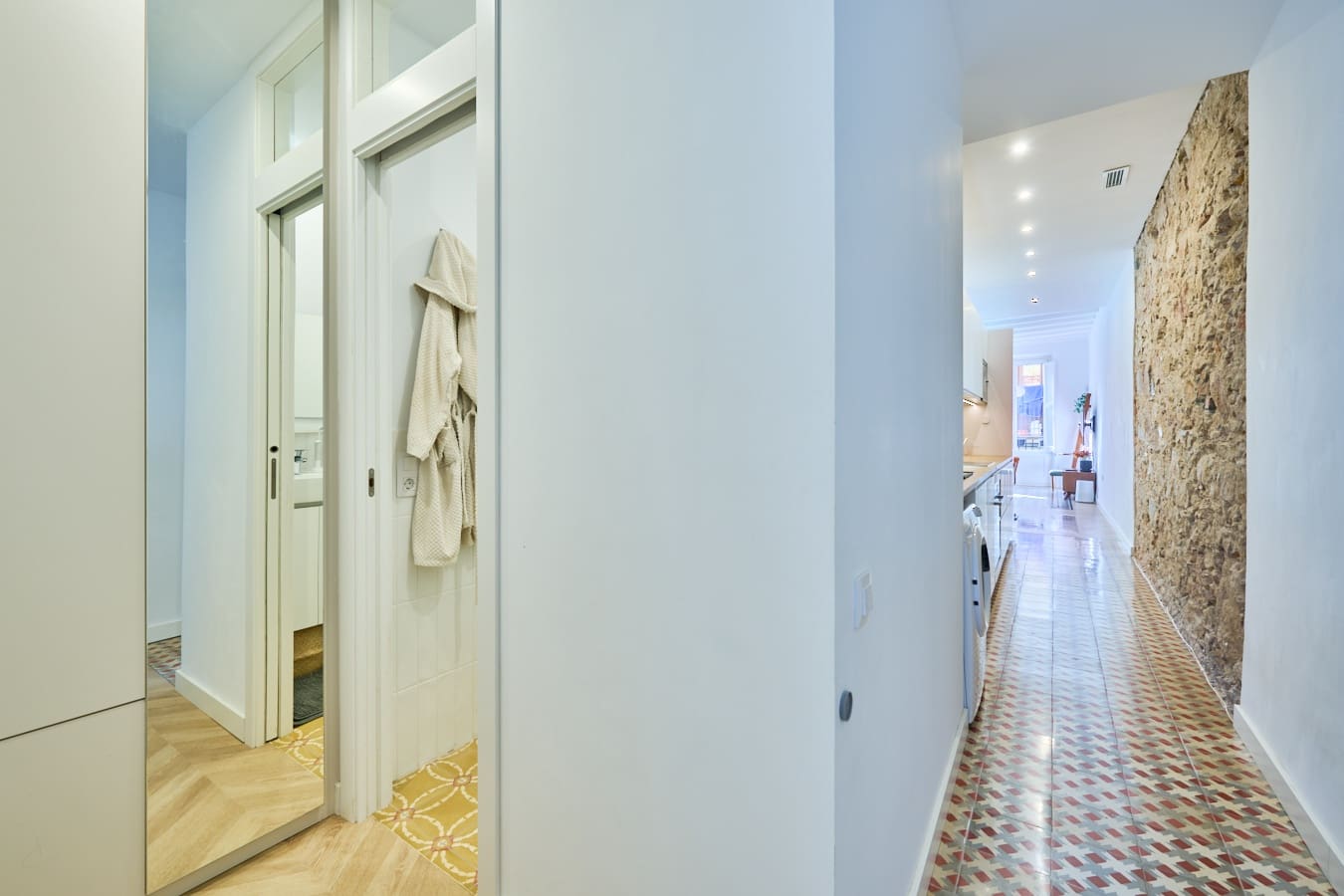 2 soveværelse Lejlighed til salg i Barcelona by - € 570.000 (Ref: 9200376)