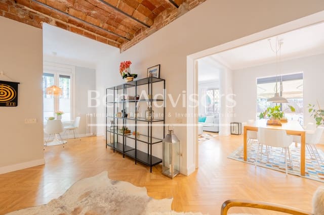 4 bedroom Apartment for sale in Sant Gervasi - La Bonanova, Barcelona city - € 1,349,000 (Ref: 9228456)