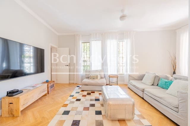 4 bedroom Apartment for sale in Sant Gervasi - La Bonanova, Barcelona city - € 1,349,000 (Ref: 9228456)
