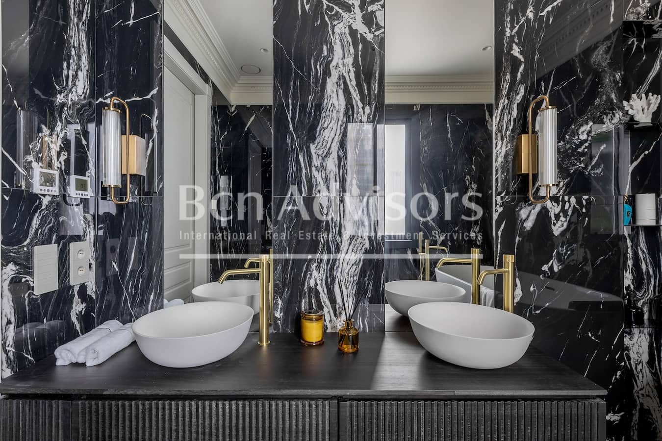 4 soveværelse Lejlighed til salg i Barcelona by - € 2.490.000 (Ref: 9236385)