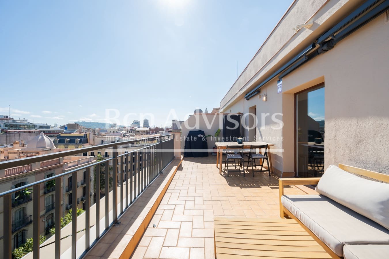 2 sypialnia Penthouse na sprzedaż w Miasto Barcelona - 995 000 € (Ref: 9254889)
