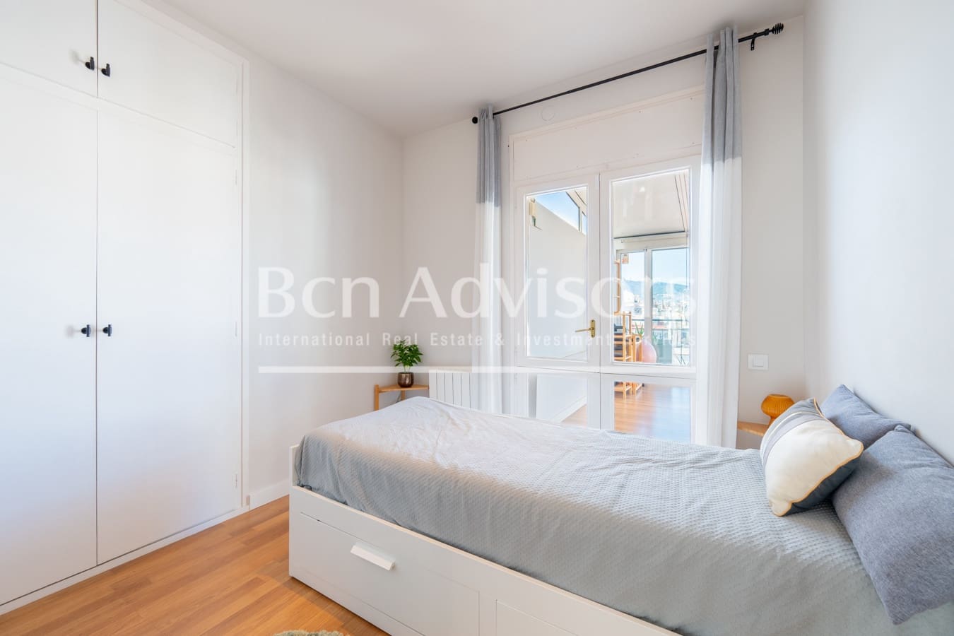 2 sypialnia Penthouse na sprzedaż w Miasto Barcelona - 995 000 € (Ref: 9254889)