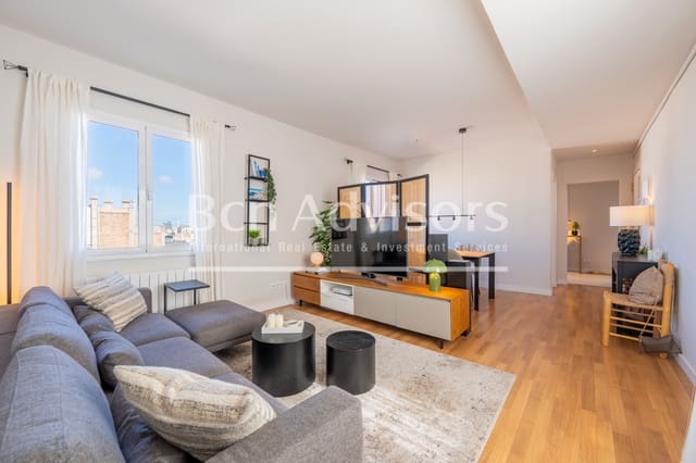 2 soveværelse Penthouse til salg i La Dreta de L'Eixample, Barcelona by - € 995.000 (Ref: 9254889)