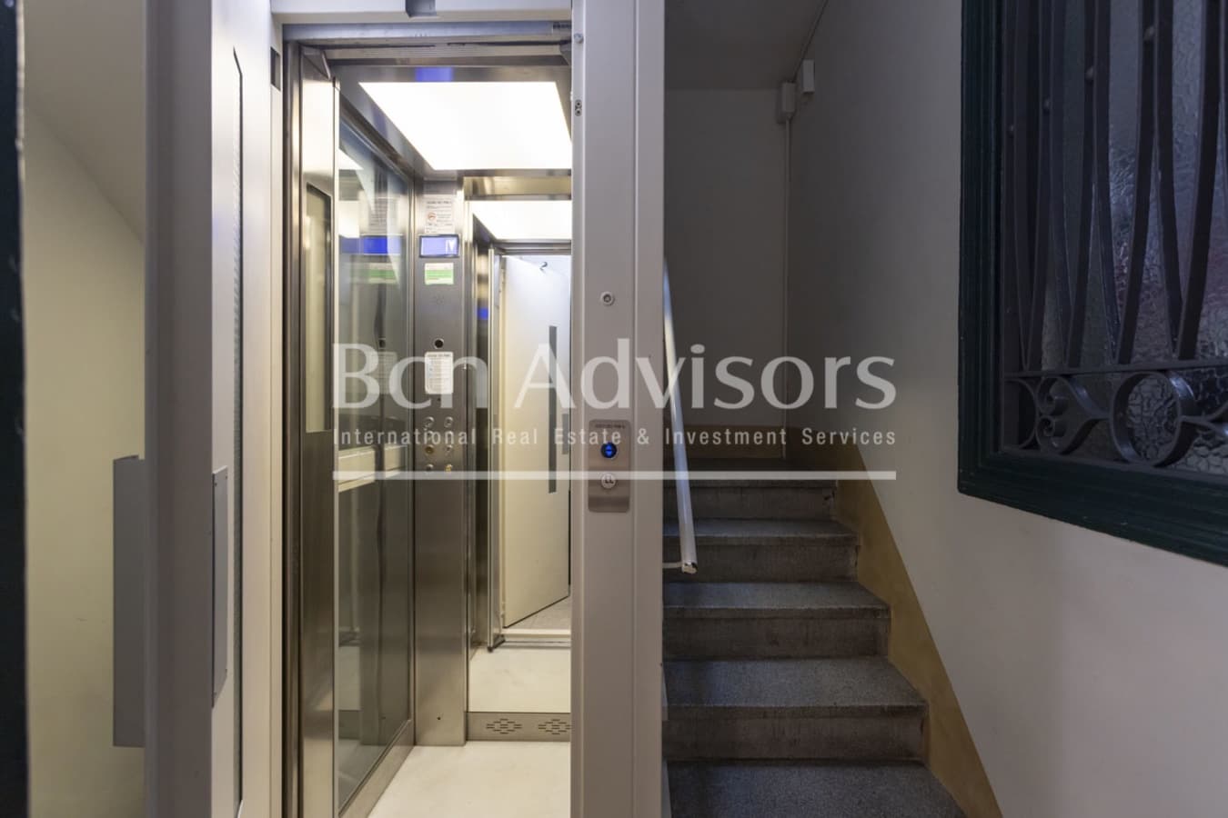 3 soveværelse Lejlighed til salg i Barcelona by - € 845.000 (Ref: 9262443)