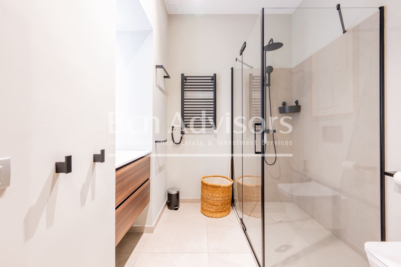 2 sypialnia Apartament na sprzedaż w Miasto Barcelona - 1 200 000 € (Ref: 9300899)