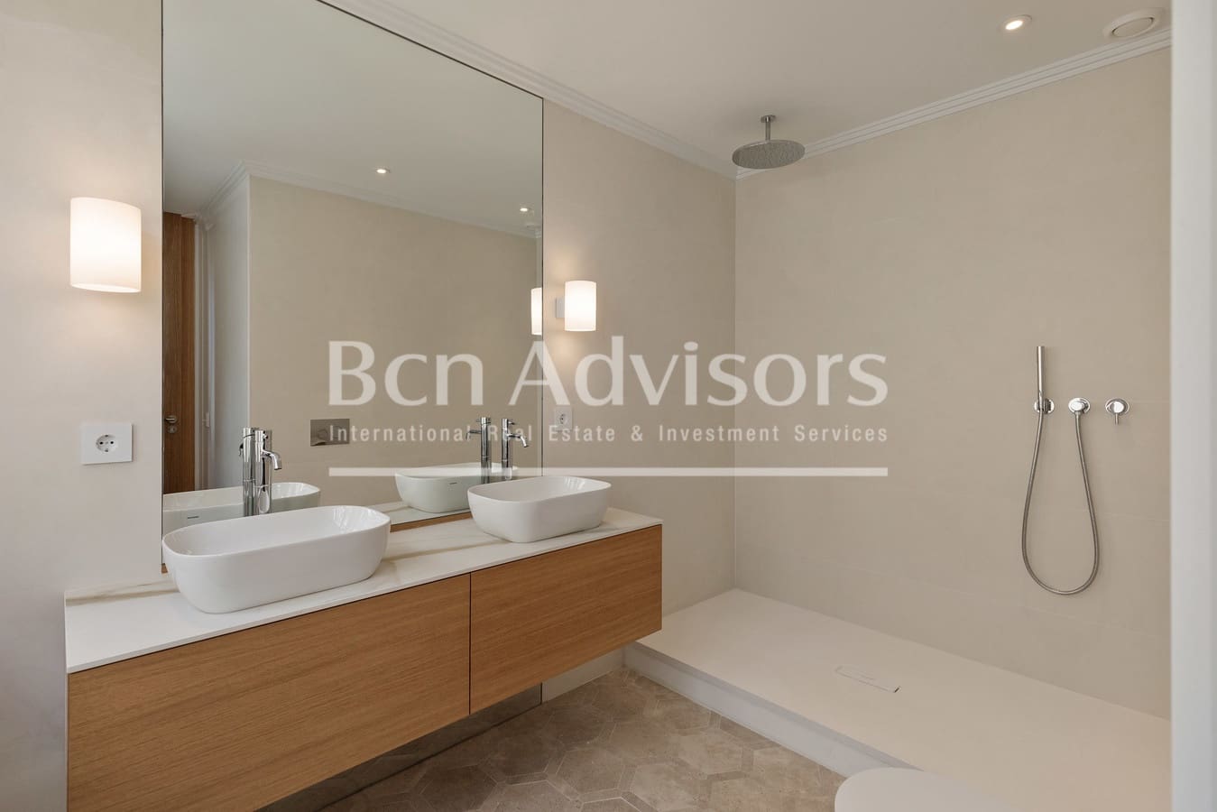 3 soveværelse Penthouse til salg i Barcelona by - € 3.250.000 (Ref: 9310699)