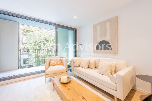 3 bedroom Apartment for sale in La Sagrada Família, Barcelona city with garage - € 835,000 (Ref: 9317630)