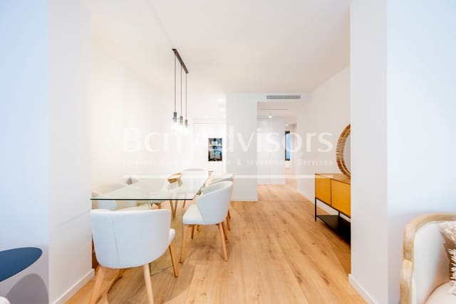 3 bedroom Apartment for sale in La Sagrada Família, Barcelona city with garage - € 835,000 (Ref: 9317630)
