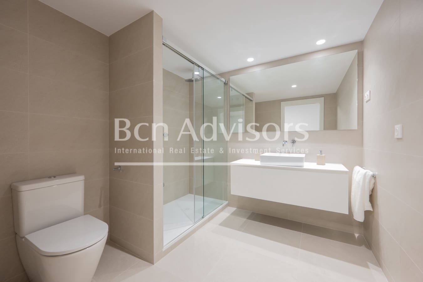 3 makuuhuone Huoneisto myytävänä paikassa Barcelona kaupunki mukana 
autotalli - 835 000 € (Ref: 9317630)