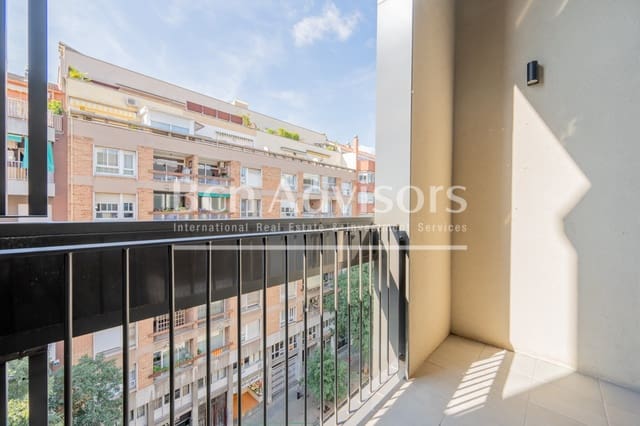 3 bedroom Apartment for sale in La Sagrada Família, Barcelona city with garage - € 816,000 (Ref: 9317632)