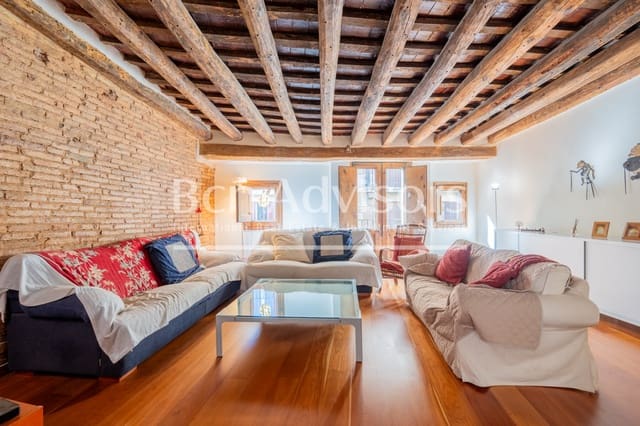 2 sovrum Takvåning till salu i El Barri Gòtic, Barcelona stad - 450 000 € (Ref: 9326213)