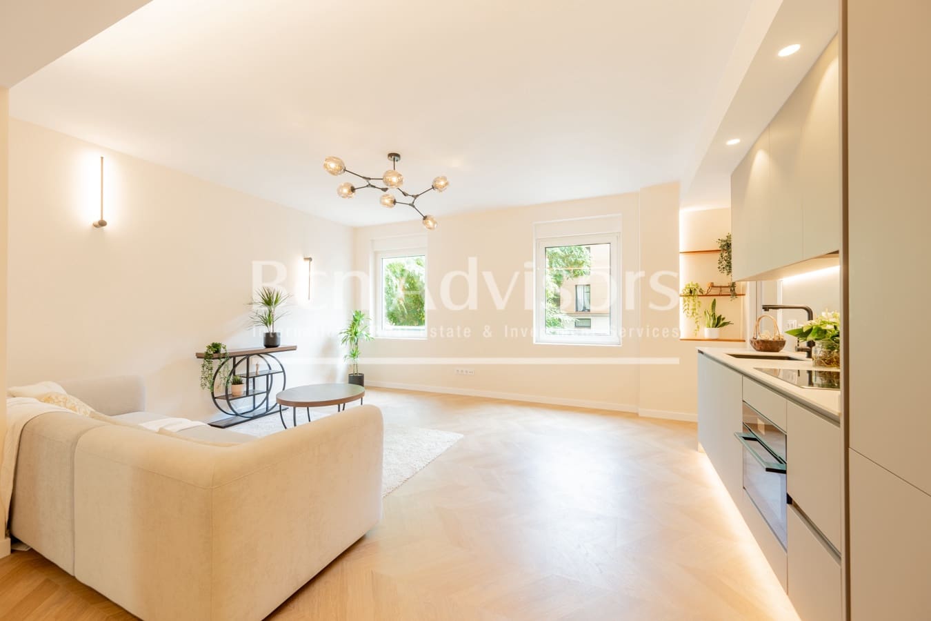3 bedroom Apartment for sale in Barcelona city - € 665,000 (Ref: 9330371)