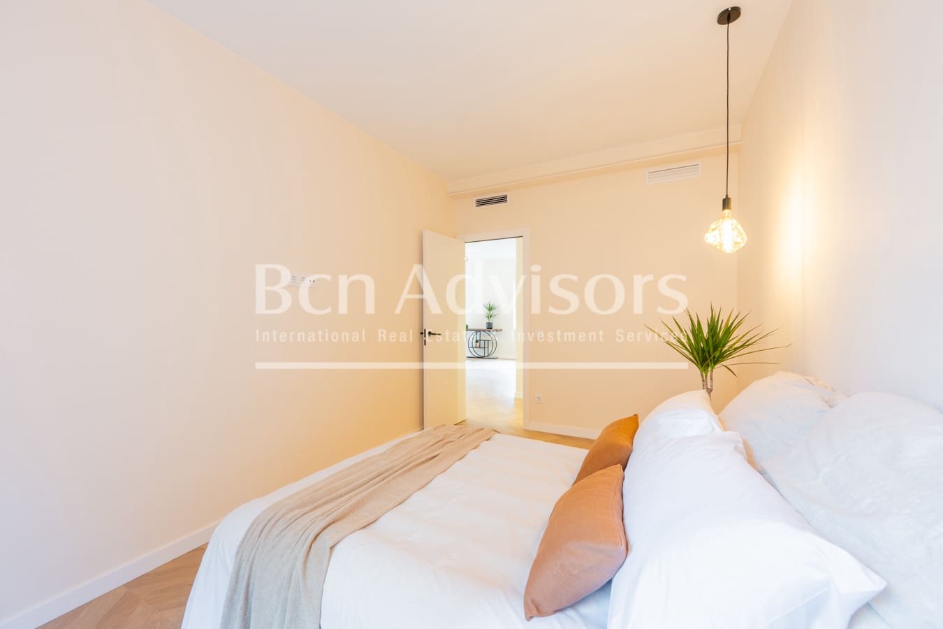 3 bedroom Apartment for sale in Barcelona city - € 665,000 (Ref: 9330371)
