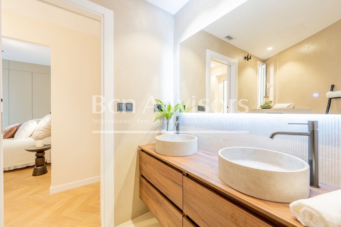 3 bedroom Apartment for sale in Barcelona city - € 665,000 (Ref: 9330371)