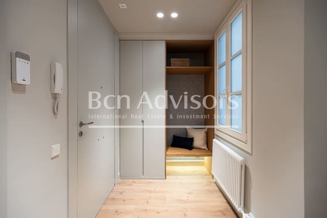4 bedroom Apartment for sale in La Dreta de L'Eixample, Barcelona city - € 1,790,000 (Ref: 9330372)