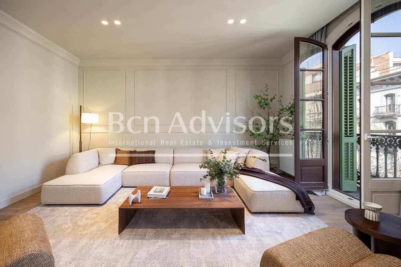 4 bedroom Apartment for sale in Barcelona city - € 1,790,000 (Ref: 9330372)