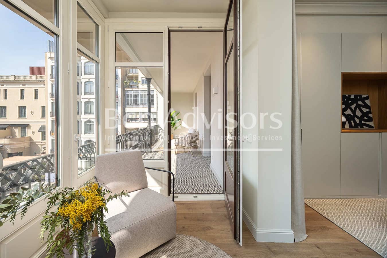 4 bedroom Apartment for sale in Barcelona city - € 1,790,000 (Ref: 9330372)