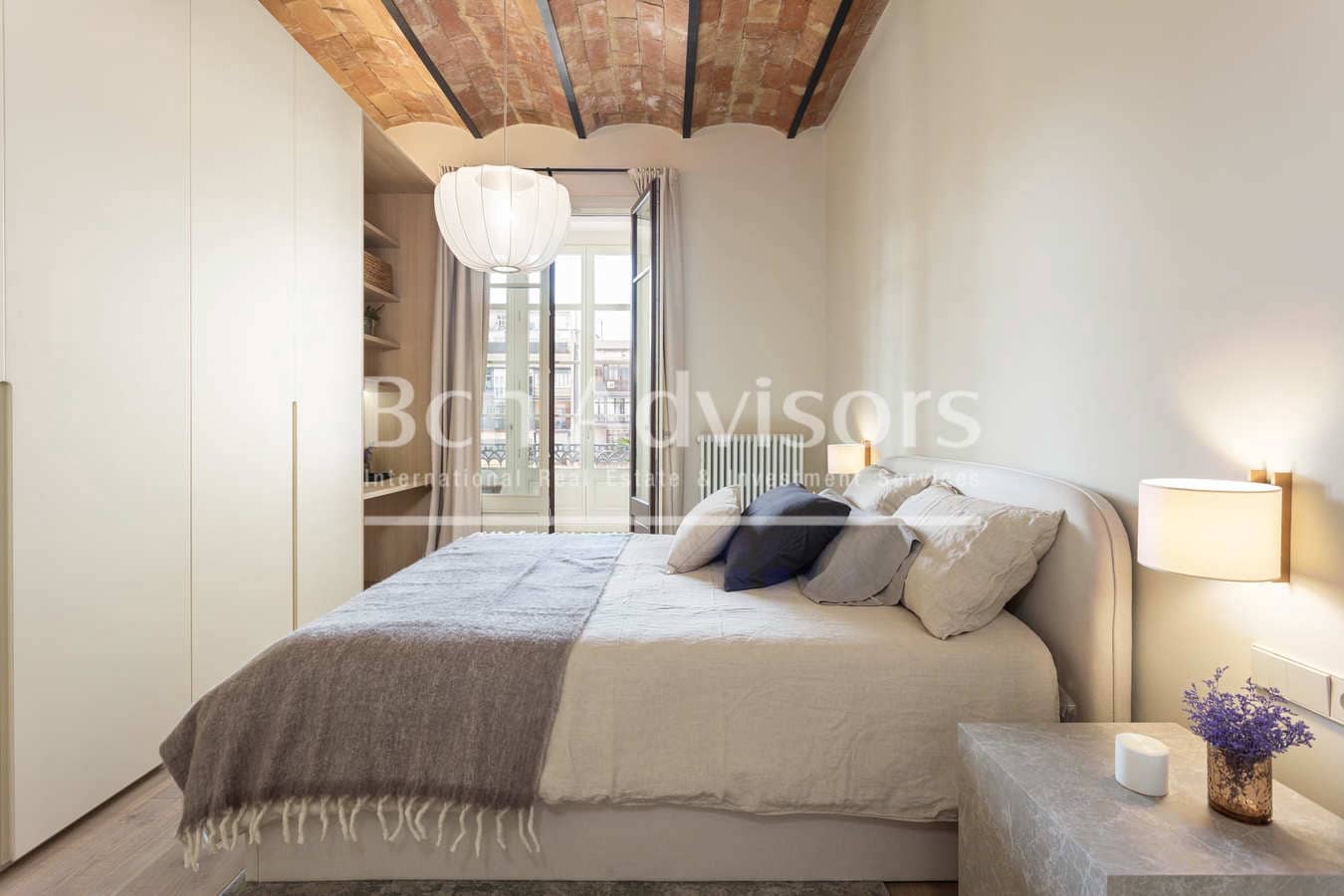 4 bedroom Apartment for sale in Barcelona city - € 1,720,000 (Ref: 9353345)