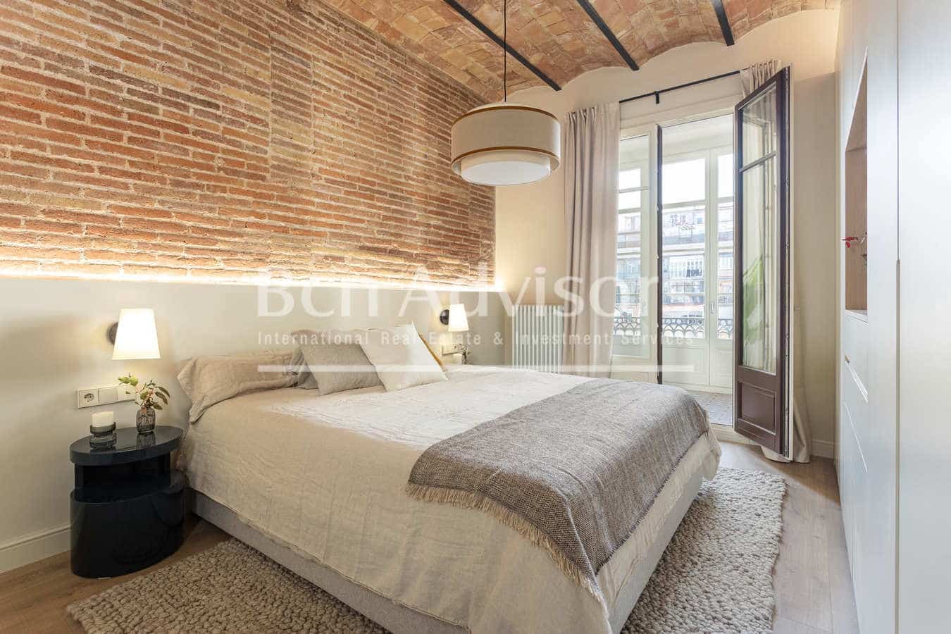 4 bedroom Apartment for sale in Barcelona city - € 1,720,000 (Ref: 9353345)